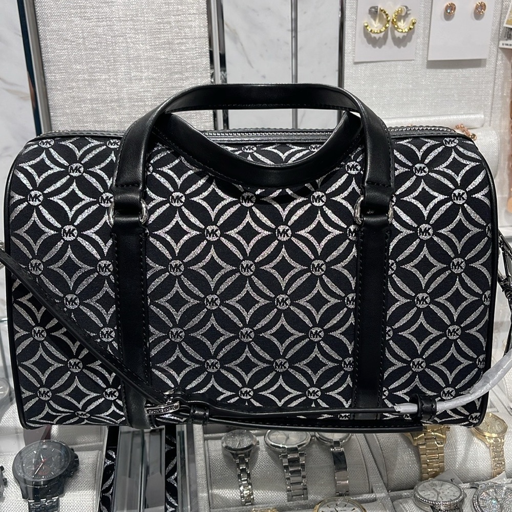 MICHAEL KORS JST TRAVEL MEDIUM DUFFLE SATCHEL SHOULDER CROSSBODY BAG MK NWT - Picture 14 of 16